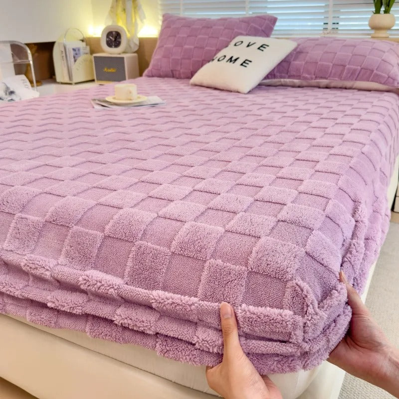 Arctic Plush Fitted Mattress Cover